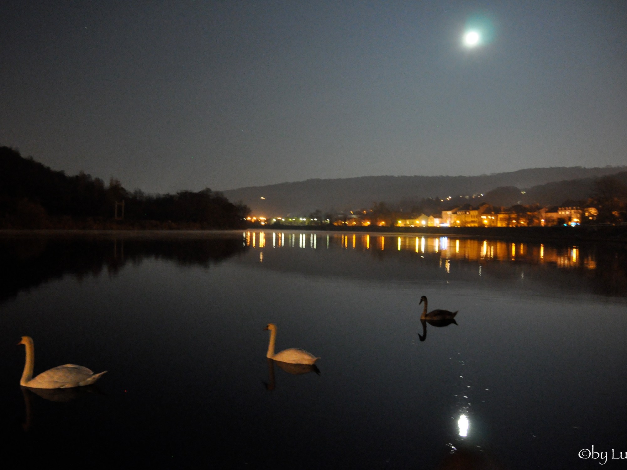 3-full-moon-11-11-2011